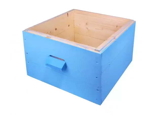 Корпус улья на 12 рамок Дадан еловый с продольным летком