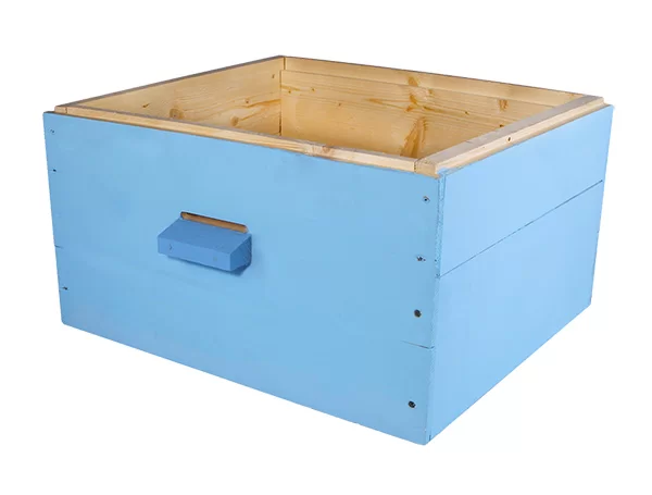 Корпус улья Дадан на 16 рамок еловый с продольным летком