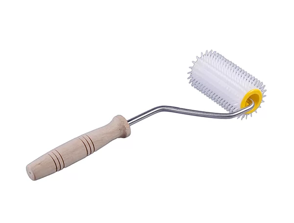 Каток для распечатывания сот "Ежик" с пластиковой иглой деревянной ручкой