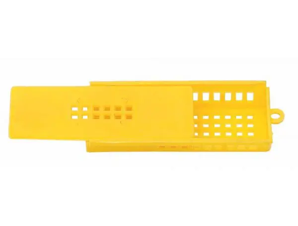 Клеточка для пчеломатки "Гайдара" пластиковая желтая