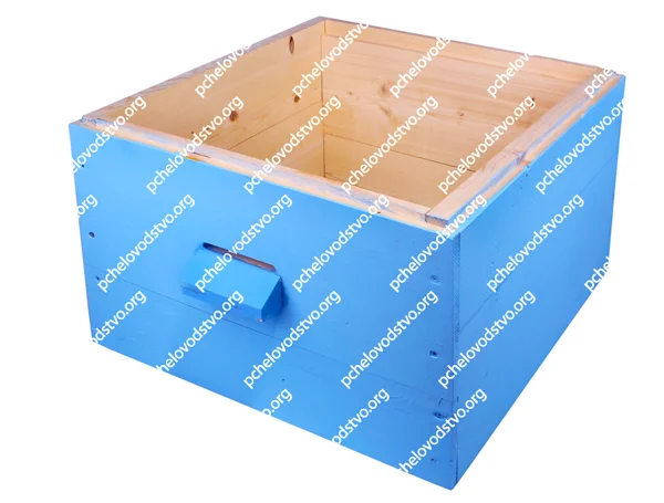 Корпус улья Дадан на 12 рамок сосновый с продольным летком (неокрашенный)