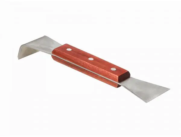 Стамеска пчеловода "Европа" шлифованная 205х50х2 мм с деревянной ручкой