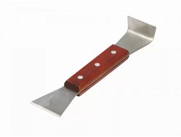 Стамеска пчеловода "Европа" шлифованная 205х50х2 мм с деревянной ручкой