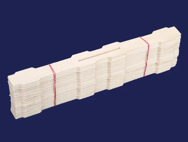 Рамка для сотового меда «Рута» деревянная 67х100х37 с расширенным пазом 50 шт