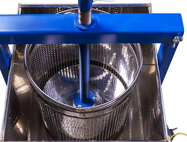 Воскотопка электрическая с воскопрессом для отжима воска с подогревом 220 Вольт.