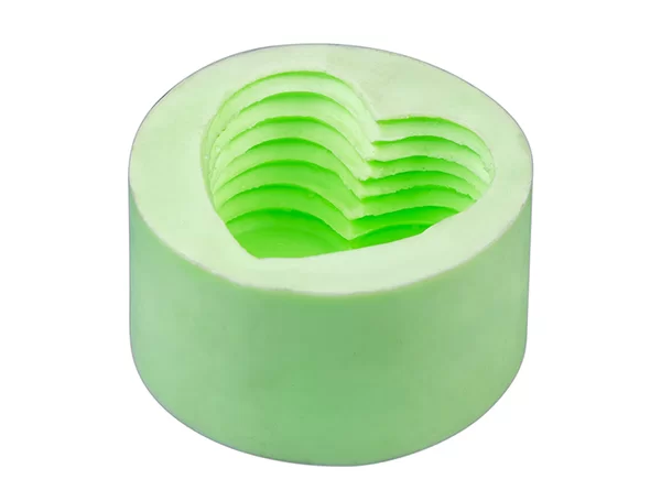 Форма силиконовая для свечей "Сердце" 100 грамм