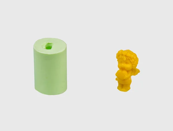 Форма силиконовая для свечей "Купидон с сердцем" 54 грамм