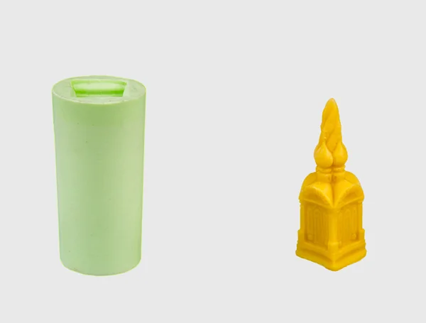 Форма силиконовая для свечей "Храм" 155 грамм