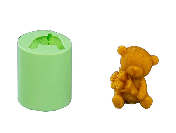 Форма силиконовая для свечей "Медведь" 112 грамм
