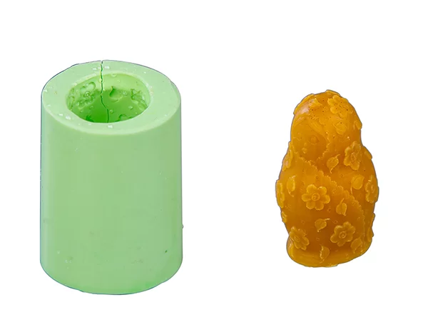 Форма силиконовая для свечей "Матрешка" 103 грамм