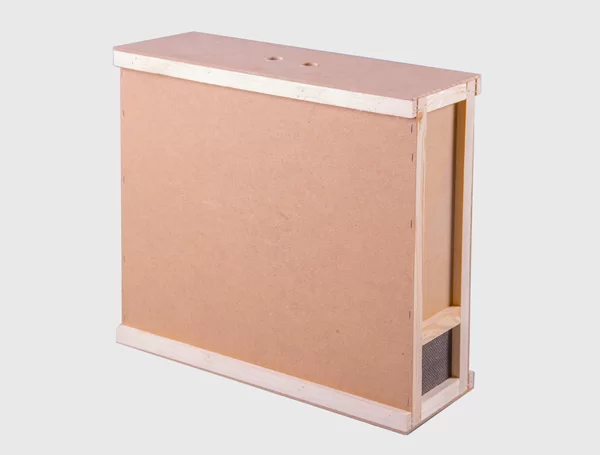 Ловушка - ящик для пчелопакета из оргалита на 4 рамки Дадан 