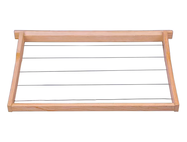 Рамка для ульев Дадан хвойных пород в сборе с проволокой