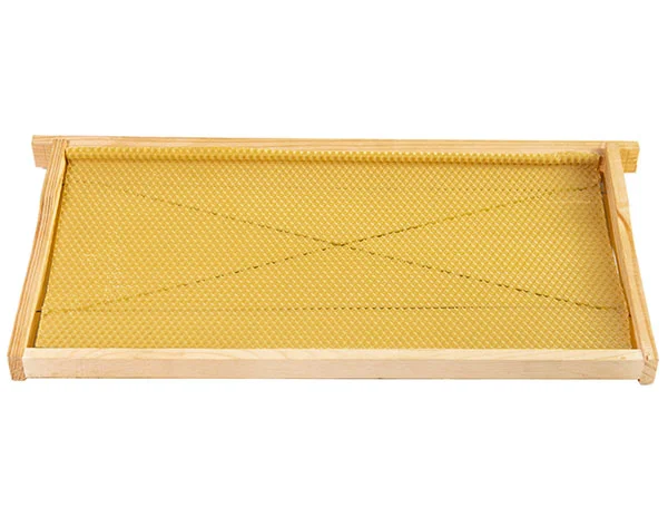 Рамка для ульев Рута хвойных пород в сборе с вощиной 